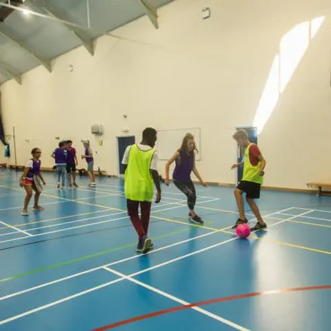 foot loisirs jeunes activites