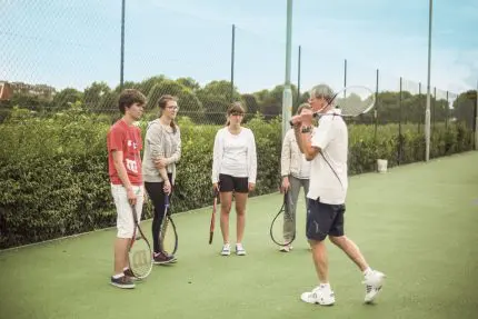 tennis activités loisirs